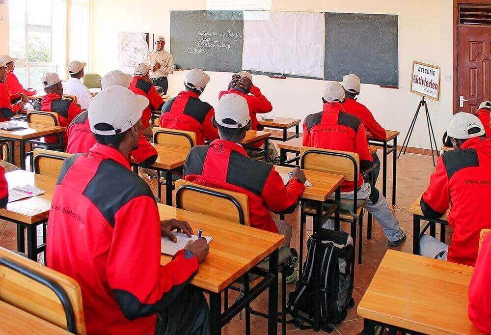 Ausbildung unserer Mitarbeiter in Tanzania